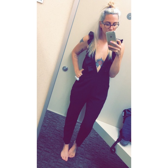 Meet your Posher, Caitlin - Picture 8 of 11